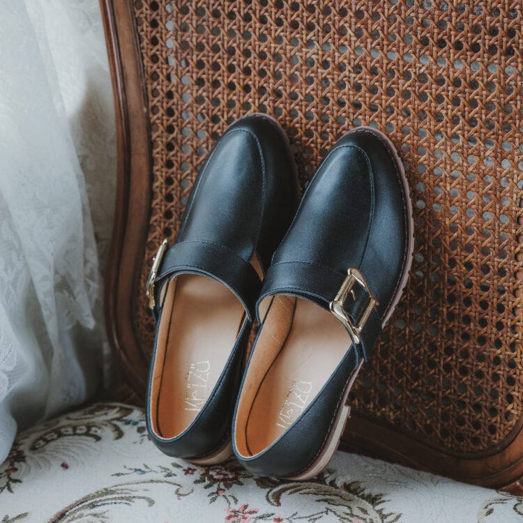 倫敦巷道∥俐落魔鬼氈樂福鞋∥黑