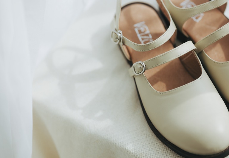 ウォームフォレストワイドラストレースアップサンダルホワイト