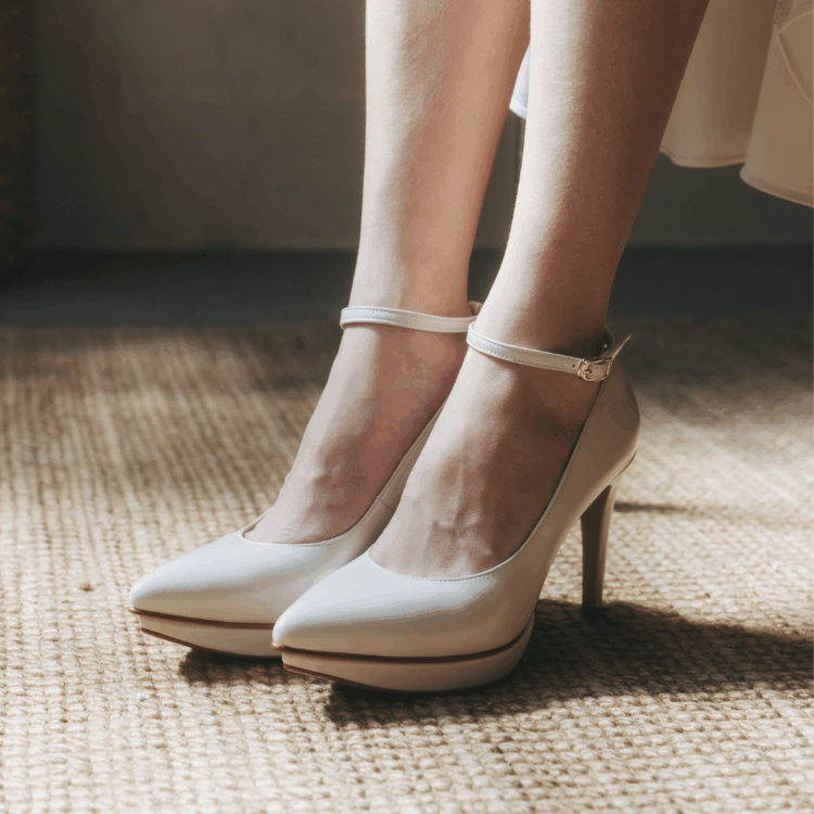 Lumière光之韻∥11cm超穩跟繫帶高跟鞋∥米白