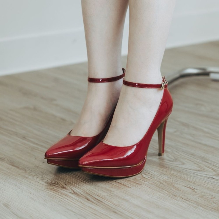 Lumière光之韻∥11cm超穩跟繫帶高跟鞋∥漆皮紅